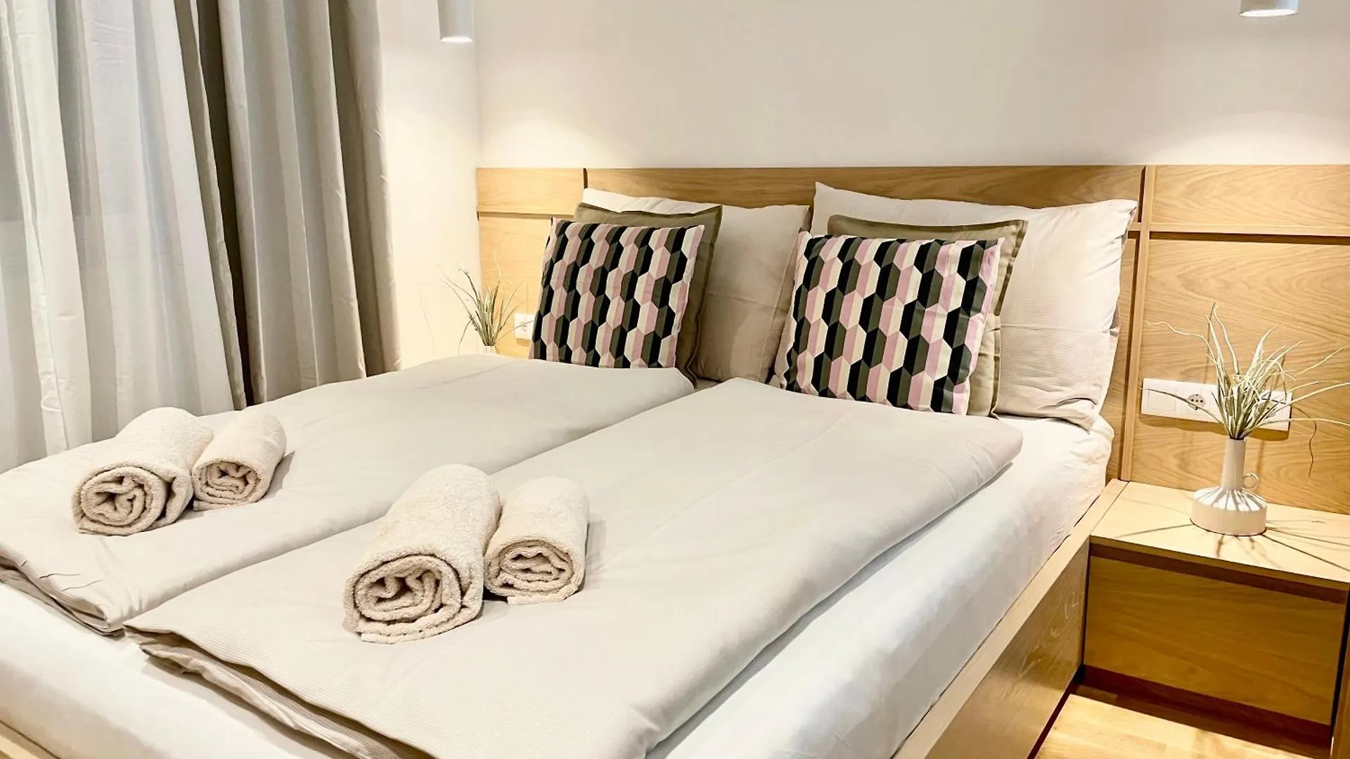 Vienna Charm Apartments Favoriten 0*,